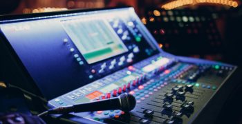 offerta-di-lavoro-per-tecnico-audio-luci